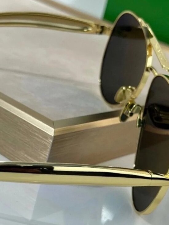 Bottega Veneta Gold Sunglasses with Dark Green Lenses main image 5